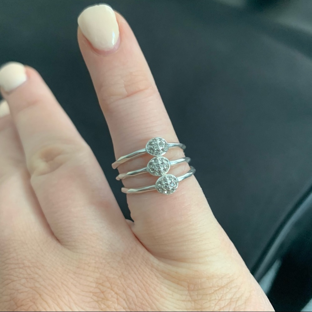 Stella & Dot Stackable rings 7 silver
